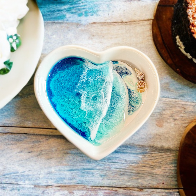 3” Epoxy Resin Ocean Heart Trinket/Ring Dish