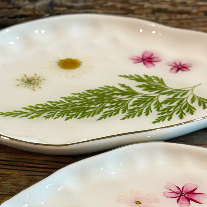 5” Gold-Rimmed Dish - Real Dried Flowers in Clear Epoxy Resin